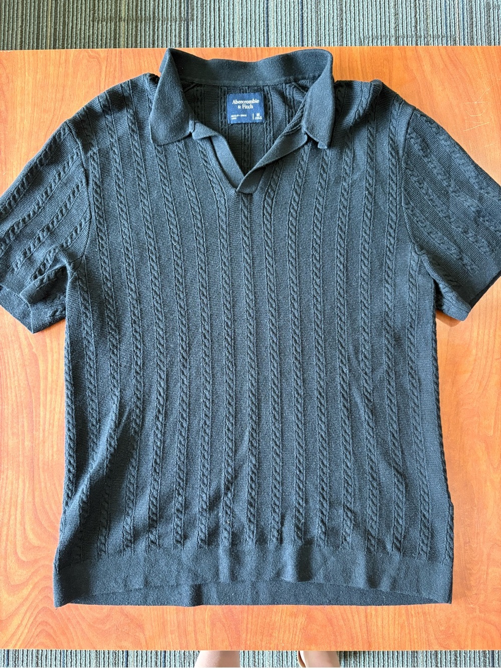 Abercrombie & Fitch Men’s Black Cable-Knit Short-Sleeve Polo